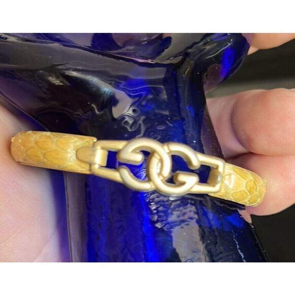 Women's Vintage Yellow Snakeskin Italy Mod. Dep 24KT Gold Plated Bracelet Gucci - Picture 6 of 12